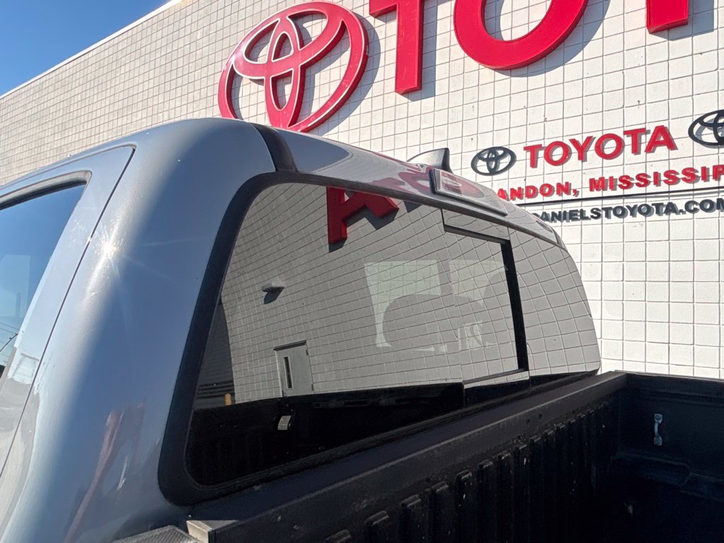 Used 2020 Toyota Tacoma TRD Off-Road AWD/4WD image 30