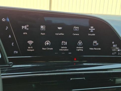 Used 2023 Cadillac Escalade ESV V AWD/4WD image 33