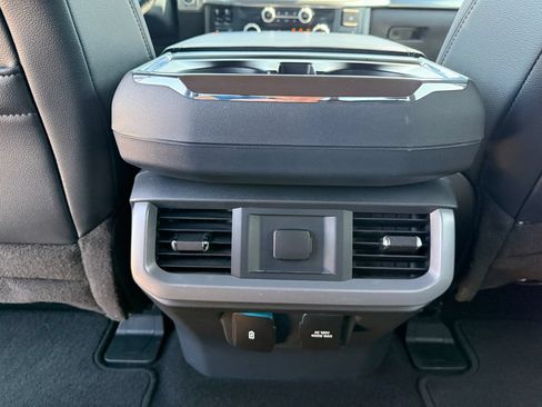 Used 2024 Ford F150 Lariat w/ Tow/Haul Package AWD/4WD image 38
