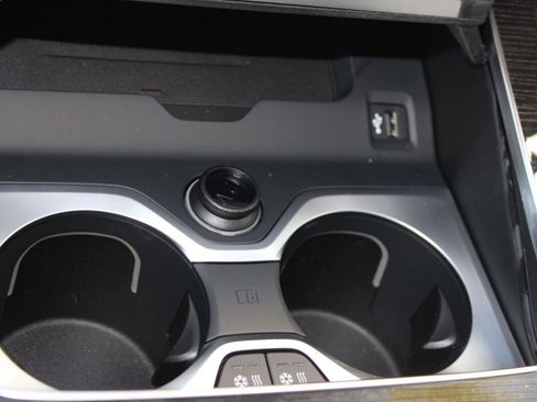 New 2026 BMW X7 M60i image 29