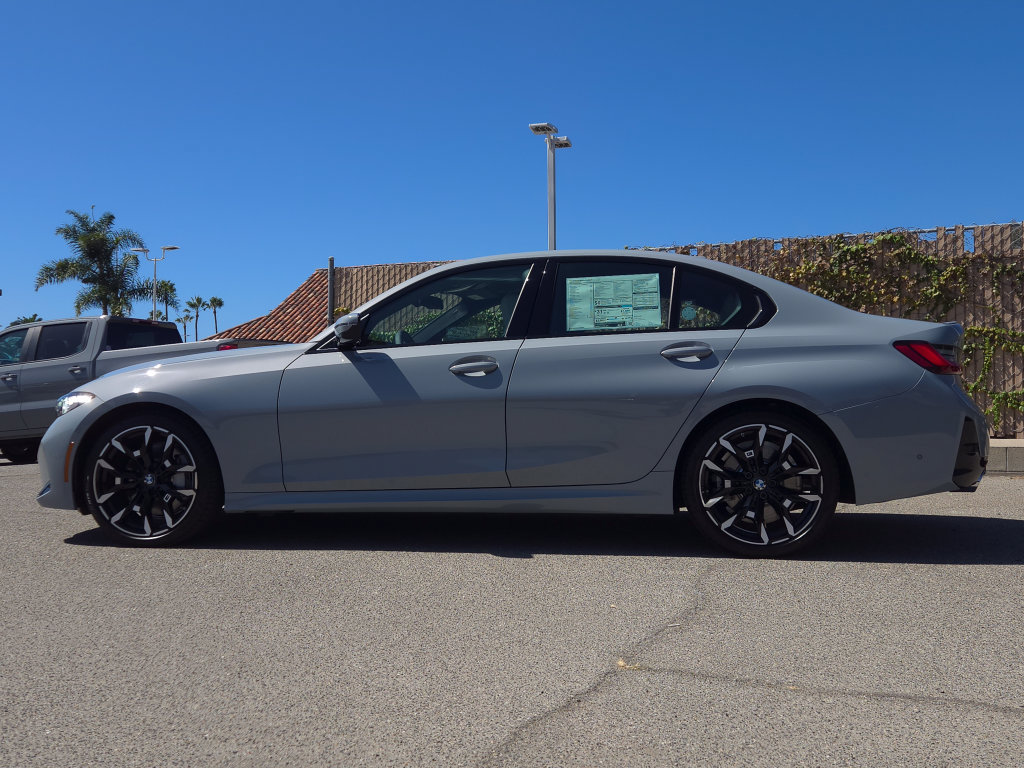 New 2026 BMW 330i Sedan w/ M Sport Package RWD image 6