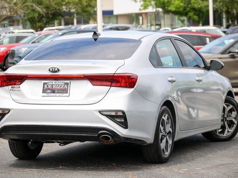 Used 2021 Kia Forte LXS FWD image 18