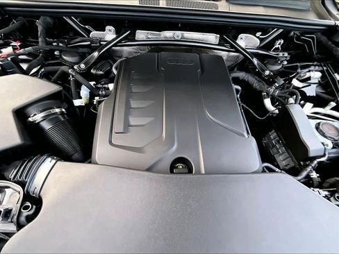 New 2025 Audi Q5 Premium Plus image 16