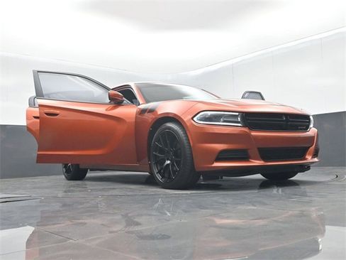 Used 2020 Dodge Charger SXT image 65