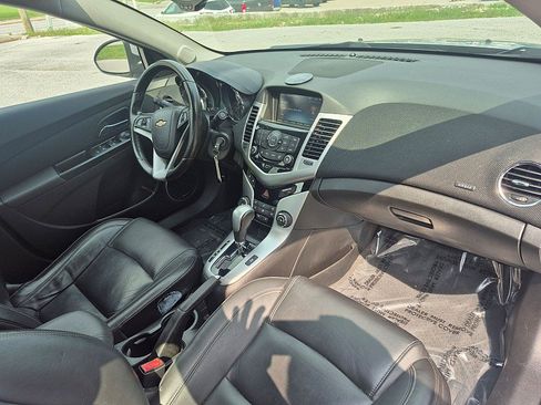 Used 2014 Chevrolet Cruze LT w/ Sun, Sound and Sport Package FWD image 15