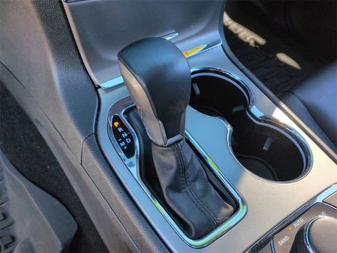 Used 2022 Jeep Grand Cherokee Limited w/ Tech Group image 24