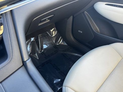 Certified 2023 Cadillac XT6 Sport w/ Technology Package image 33