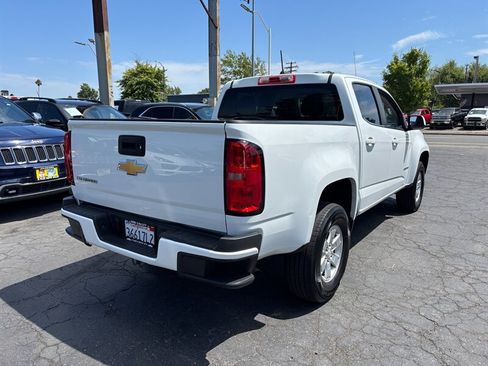 Used 2018 Chevrolet Colorado W/T w/ WT Convenience Package RWD image 3