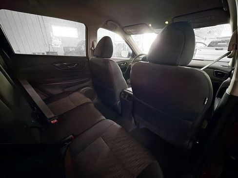 Used 2020 Nissan Rogue AWD image 11