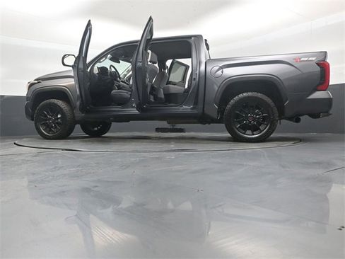 Used 2022 Toyota Tundra SR5 image 52
