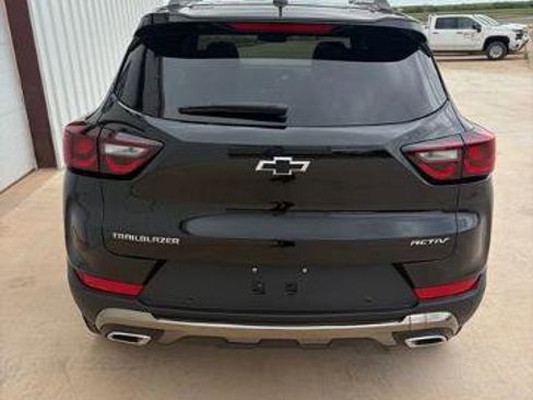New 2026 Chevrolet TrailBlazer ACTIV w/ Convenience Package FWD image 4