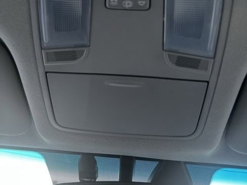 Used 2022 Hyundai Ioniq SE image 34