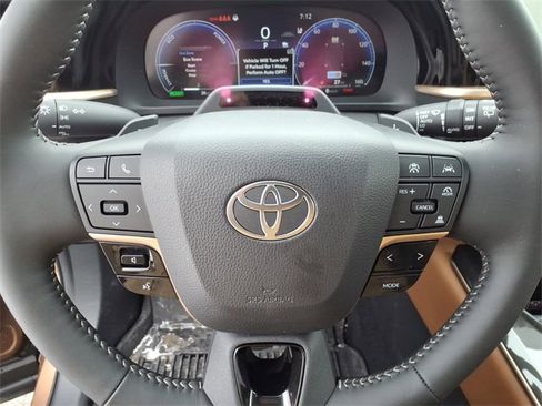 New 2026 Toyota Crown Signia image 12