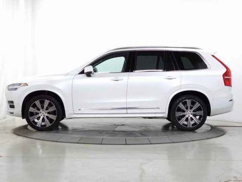 Certified 2023 Volvo XC90 B6 Ultimate w/ Protection Package Premier image 4