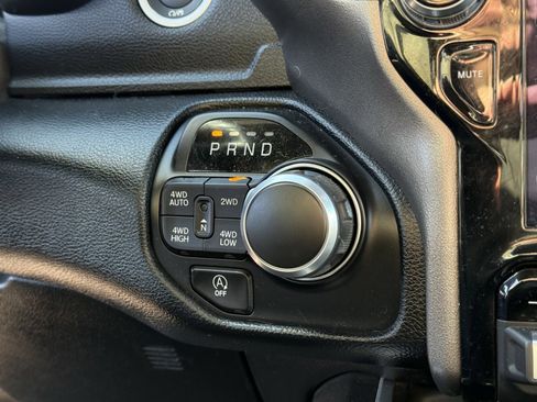 Used 2021 RAM 1500 Big Horn image 22