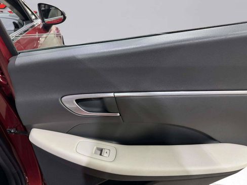 Used 2023 Hyundai Sonata SEL FWD image 32
