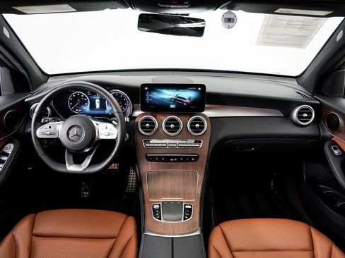 Used 2021 Mercedes-Benz GLC 300 image 19
