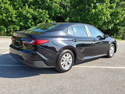 Certified 2025 Toyota Camry LE FWD image 6