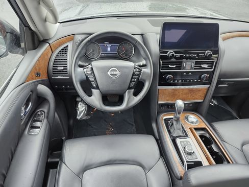 Used 2023 Nissan Armada SL w/ Captain's Chairs Package AWD/4WD image 32