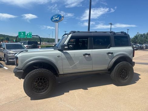 Used 2022 Ford Bronco Wildtrak AWD/4WD image 6