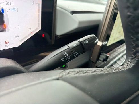 Used 2024 GMC Hummer EV 2X image 36