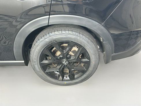 Used 2023 Honda HR-V Sport image 11