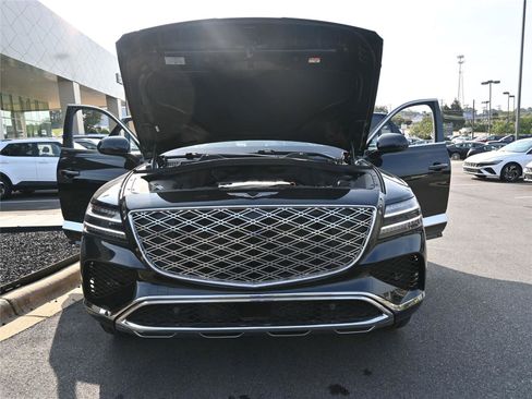 Used 2025 Genesis GV80 2.5T Select image 11