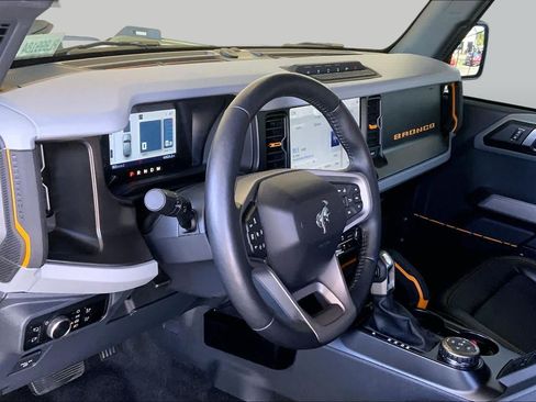 Used 2023 Ford Bronco Badlands AWD/4WD image 17