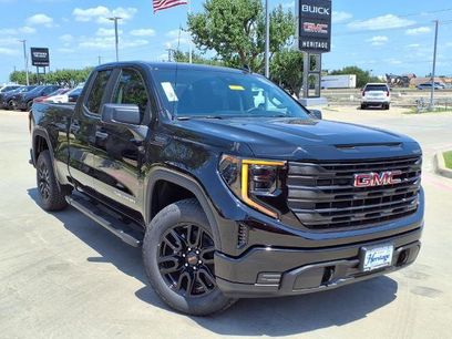 New 2026 GMC Sierra 1500 Pro w/ Graphite Edition