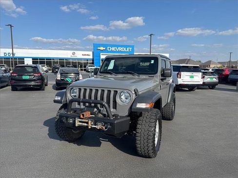 Used 2019 Jeep Wrangler Sport image 2