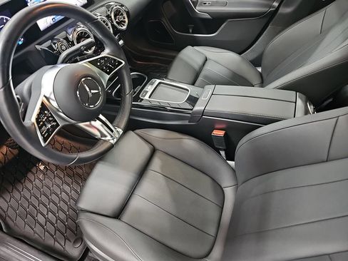 Used 2024 Mercedes-Benz CLA 250 4MATIC image 18