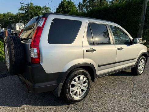 Used 2005 Honda CR-V EX image 8