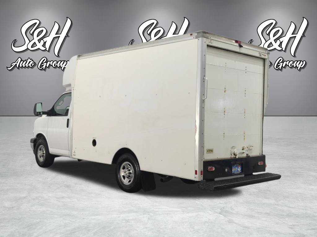 Used 2022 Chevrolet Express 3500 w/ Power Convenience Package RWD image 16