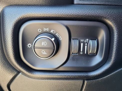 Used 2024 RAM 3500 Laramie w/ Night Edition image 23