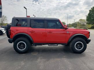 Used 2023 Ford Bronco Outer Banks w/ Sasquatch Package AWD/4WD video 2