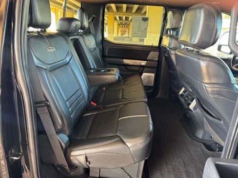 Used 2024 Ford F350 Platinum image 25