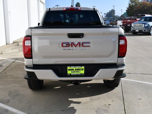 New 2026 GMC Canyon Elevation w/ Convenience Package image 7