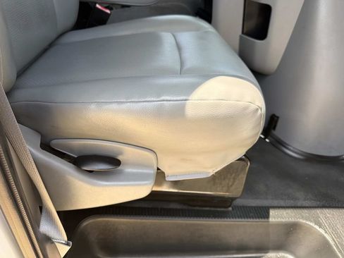 Used 2013 Ford E-150 and Econoline 150 w/ PWR Group RWD image 12