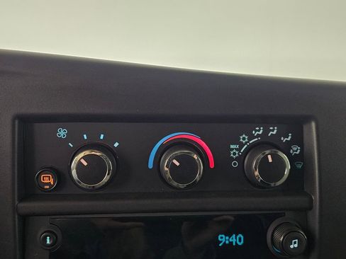 New 2025 Chevrolet Express 2500 Work Van w/ Enhanced Convenience Package image 24