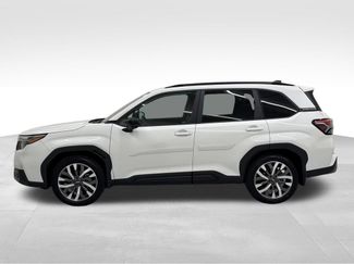 Used 2026 Subaru Forester Touring AWD/4WD video 3