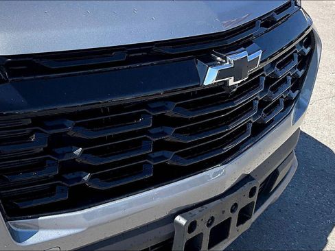 Used 2025 Chevrolet Equinox LT image 27