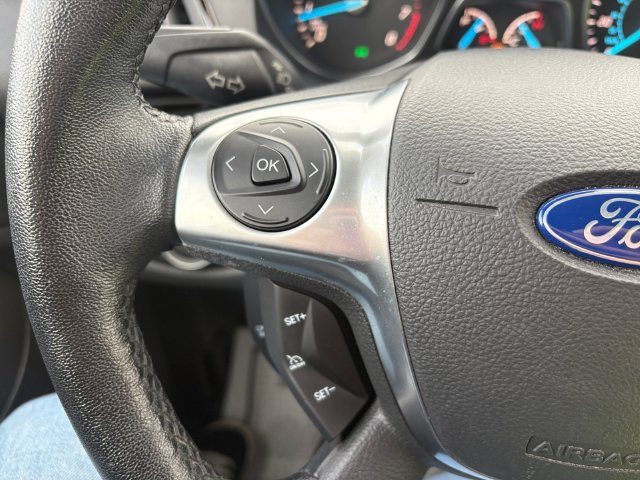 Used 2015 Ford Escape Titanium FWD image 22