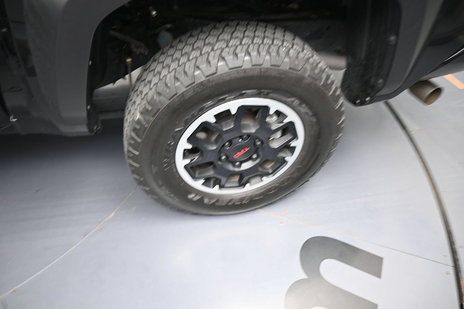 Used 2024 Toyota Tacoma TRD Off-Road AWD/4WD image 18