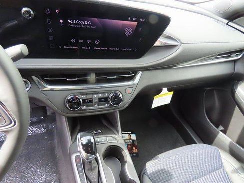 New 2025 Buick Envista Preferred w/ Convenience I Package image 30