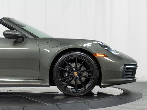Certified 2022 Porsche 911 Targa 4 image 11