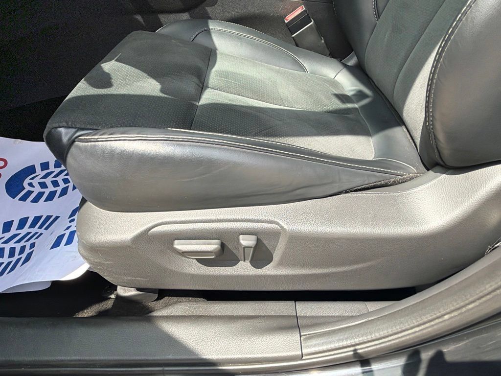 Used 2024 Mitsubishi Eclipse Cross AWD image 10