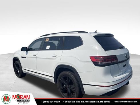 Used 2022 Volkswagen Atlas SEL R-Line AWD/4WD image 2