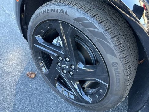 Used 2024 Chevrolet Equinox EV RS image 34