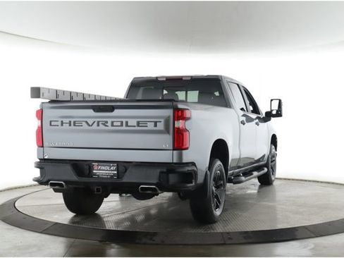 Used 2021 Chevrolet Silverado 1500 LT Trail Boss w/ Convenience Package II AWD/4WD image 7