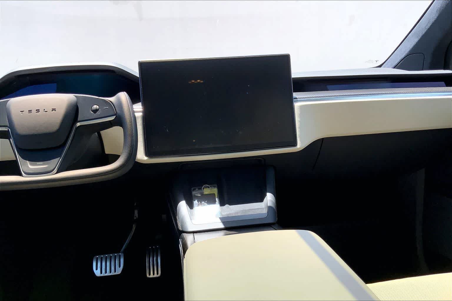 Used 2022 Tesla Model X Plaid AWD/4WD image 15